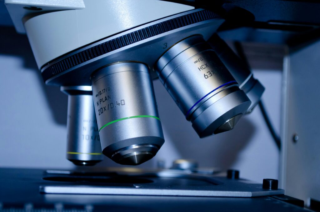 microscope-slide-research-close-up-60022-60022 Technical Services